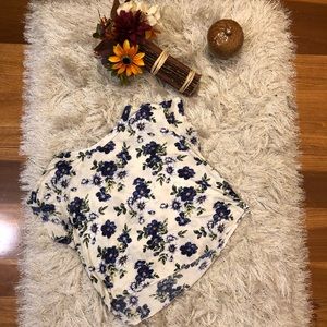 Floral Print Tee 🌸